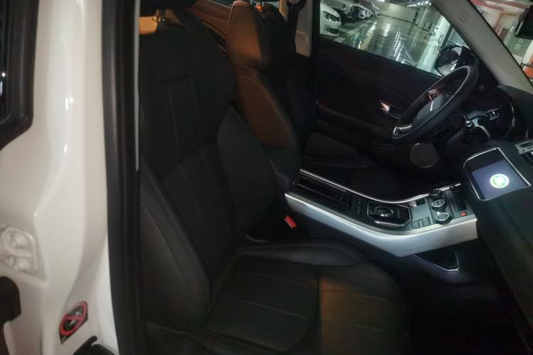 Used Land Rover Range Rover Evoque 2018 240 PS SE Smart Brilliance Edition
