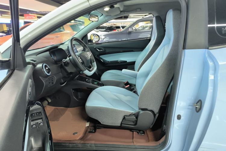 Used Chery Little Ant 2022 300 000 Yuan "Ant Fan" Edition "Extra Sweet" Version Lithium Iron Phosphate 29.2 kWh 30 kW 301 km