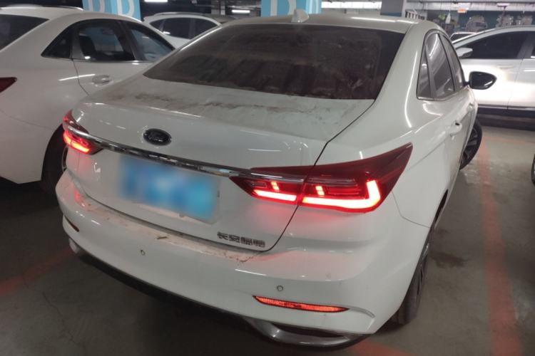 Used Ford Escort 2021 1.5L Automatic Diamond Edition
