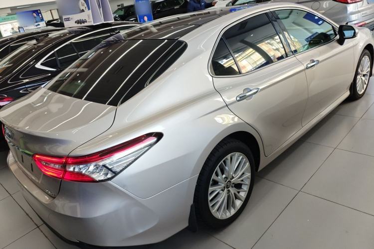 Used Toyota Camry 2019 2.5G Luxury Edition China VI Standard
