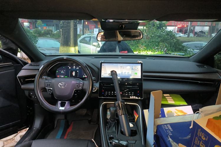 Used Toyota Avalon 2024 Dual-Motor 2.0L Luxury Edition