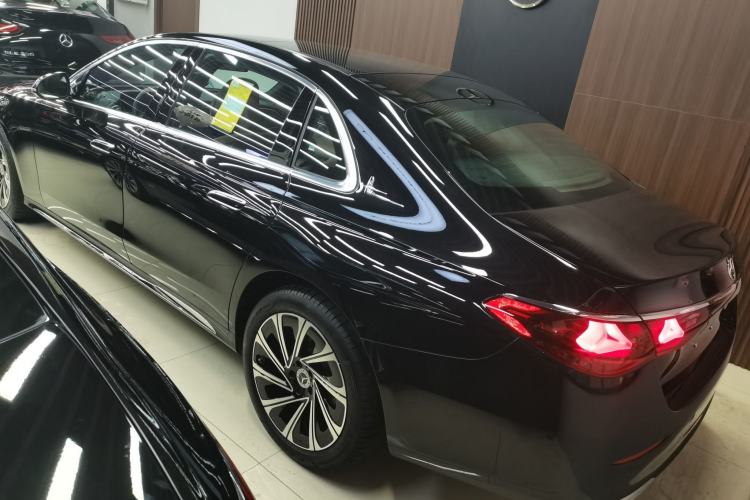 Used Mercedes-Benz E-Class 2024 Facelift E 300 L Luxury Edition