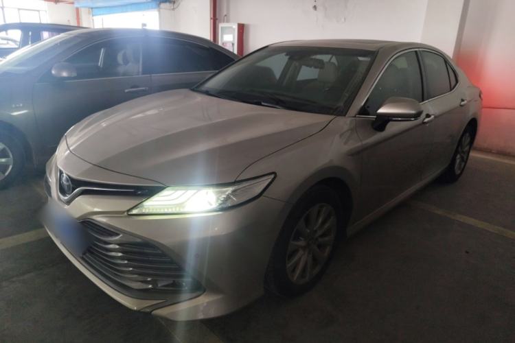 Used Toyota Camry 2018 2.0G Luxury Edition