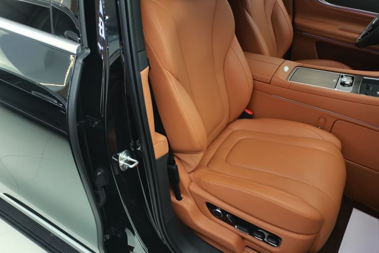 Used Hima AITO M9 2024 Range-Extended Ultra Version 52 kWh 6-Seater Model