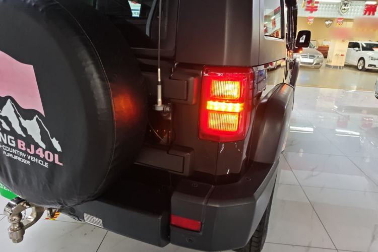 Used  BJ40 2016 40L 2.3T Automatic All-Wheel Drive Premium Edition
