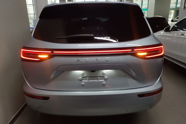 Used Hima AITO M7 2024 1.5T Rear-Drive Plus Version 5 Seats
