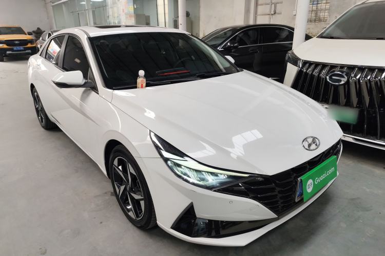 Used Hyundai Elantra 2022 1.5L CVT LUX Prestige Edition
