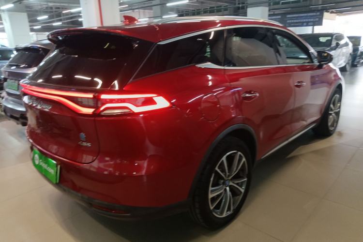 Used BYD Tang New Energy 2018 DM 2.0T All-Wheel Drive Smart Connectivity Luxury Model 7 Seats China V Emission Standard
