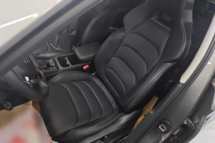 Used Skoda Kodiaq 2023 Facelifted TSI330 5-Seater Two-Wheel-Drive Luxury Edition
