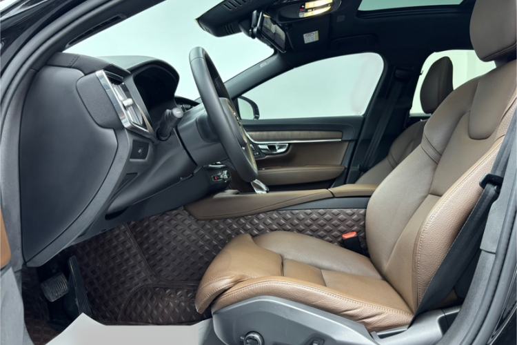 Used Volvo S90 2023 B5 Zhiyuan Luxury Edition