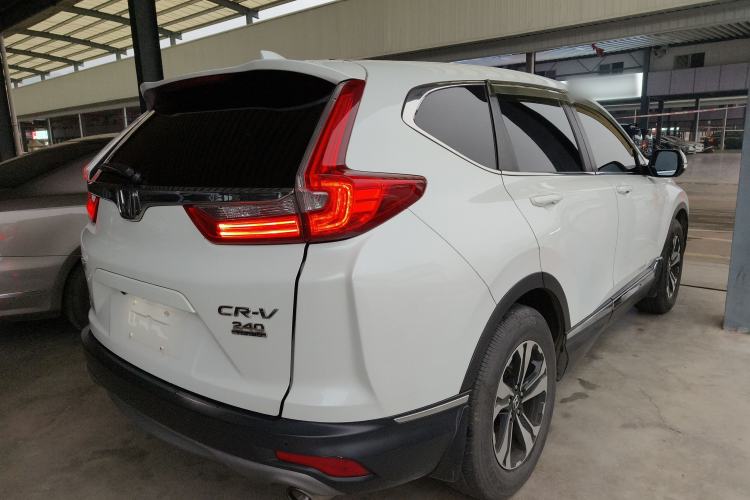 Used Honda CR-V 2017 240TURBO CVT Front-Wheel Drive Fashion Edition