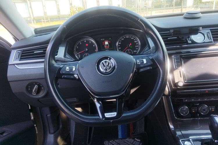 Used Volkswagen Passat 2017 330TSI DSG Prestige Edition