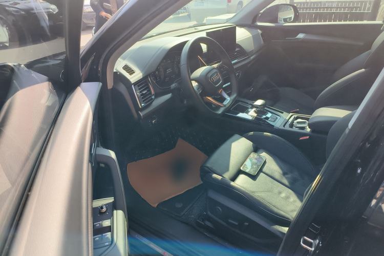 Used Audi Q5L 2022 40T Luxury Dynamic Model
