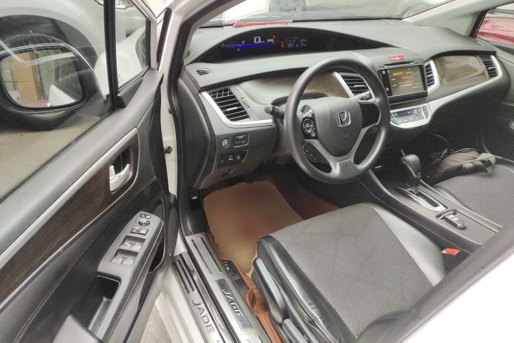 Used Honda Jade 2014 1.8L Automatic Comfort Elite Version 5 Seats