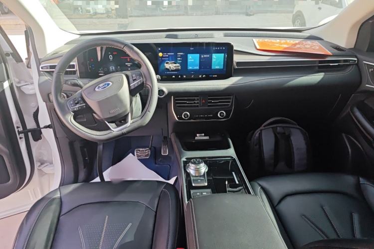 Used Ford Edge 2021 Facelifted PLUS EcoBoost 245 Two-Wheel Drive XLT 7-Seater
