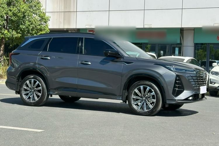 Used Changan CS75 PLUS 2024 3rd Generation Champion Edition 1.5T Intelligent Drive Dynamic Model
