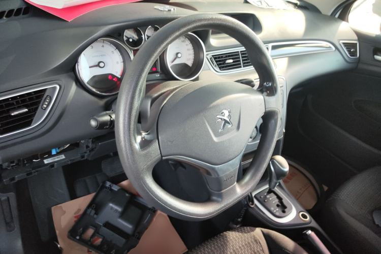 Used Peugeot 308 2014 Enjoy Edition Classic 1.6L Automatic Premium Model
