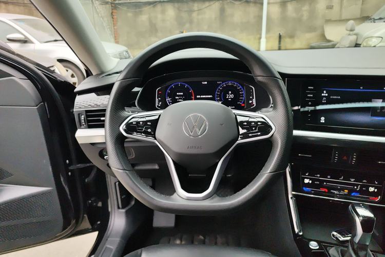 Used Volkswagen Passat 2023 Revised 330TSI Elite Edition
