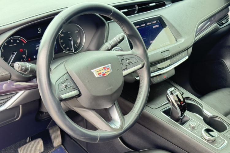 Used Cadillac XT4 2021 28T Two-Wheel Drive Tech Edition
