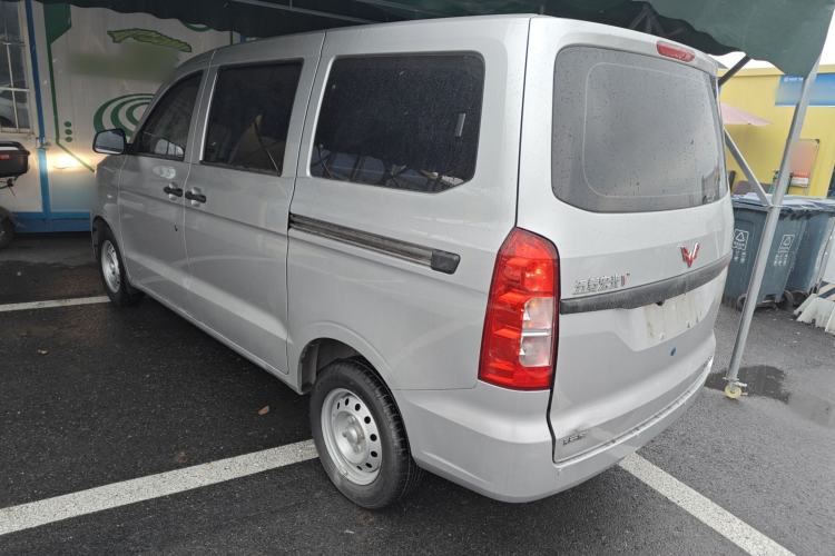 Used Wuling Hongguang V 2022 1.5L Jingqu Version Hydraulic Power Steering LAR