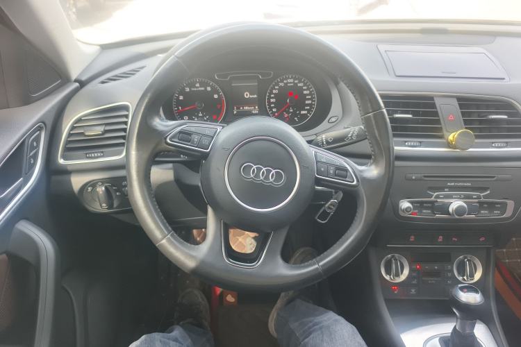 Used Audi Q3 2015 35 TFSI quattro Millionth Anniversary Edition
