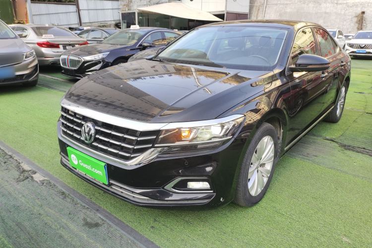 Used Volkswagen Passat 2019 330TSI Elite Edition China VI
