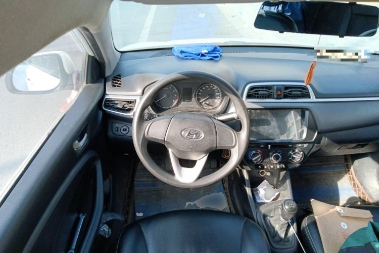 Used Hyundai Verna (older generation) 2017 1.4L Manual Refreshed Version China V Standard