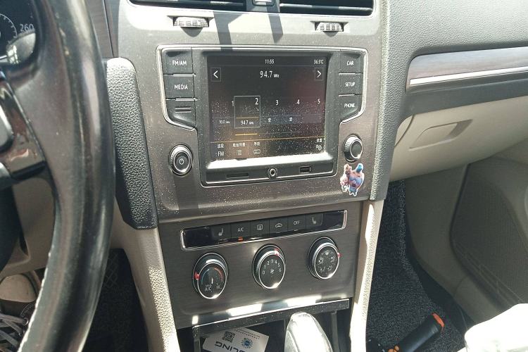 Used Volkswagen Golf 2016 230TSI Automatic Luxury Version
