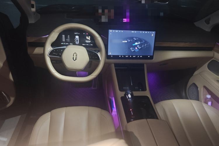 Used Hima AITO M7 2024 1.5T Intelligent Driving 4WD Ultra Version 6 Seats
