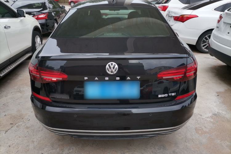 Used Volkswagen Passat 2019 280TSI Business Edition China VI