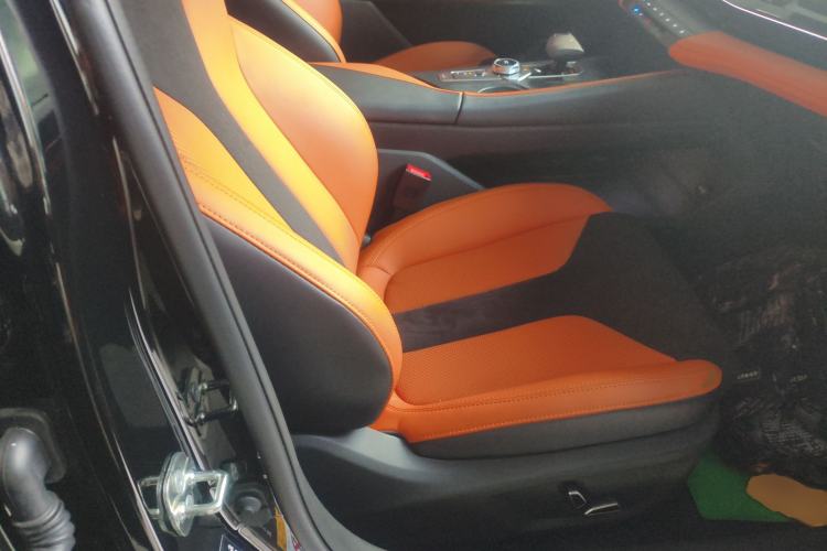 Used Changan UNI-V 2023 2.0T Leading-Speed Edition
