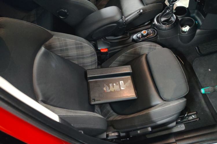 Used  MINI 2015 1.5T COOPER Fun Five-Door Edition
