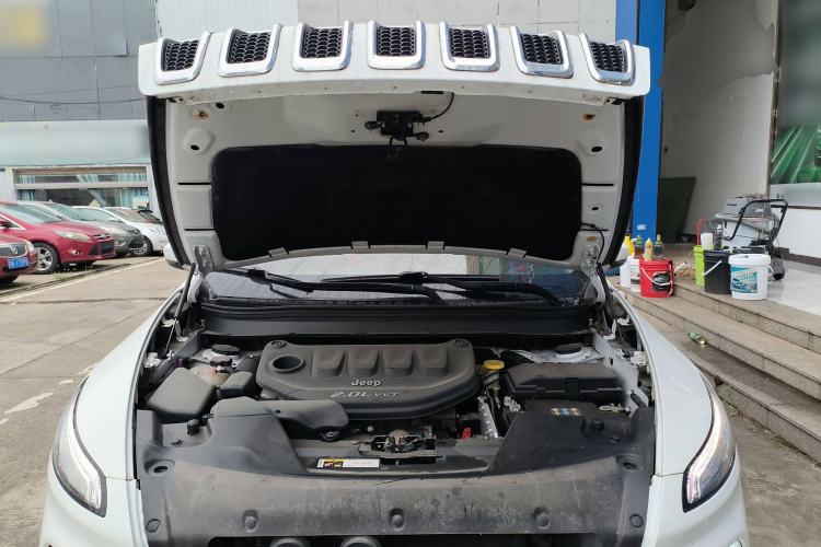 Used  Cherokee 2016 2.0L Superior Edition
