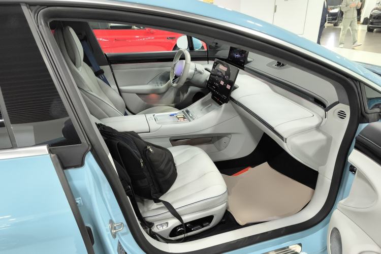 Used Hima Luxeed S7 2024 Ultra Four-Wheel Drive Flagship Edition
