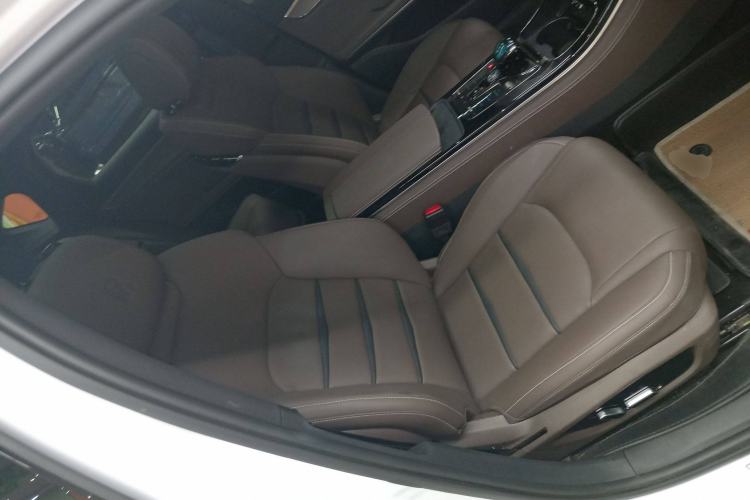 Used BYD Han 2020 EV Long-Range Luxury Model
