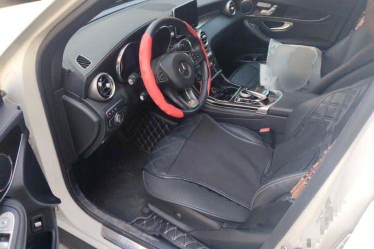 Used Mercedes-Benz GLC 2017 GLC 260 4MATIC Luxury Model
