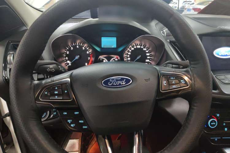 Used Ford Kuga 2019 EcoBoost 180 Two-Wheel-Drive Platinum Edition China VI Standard
