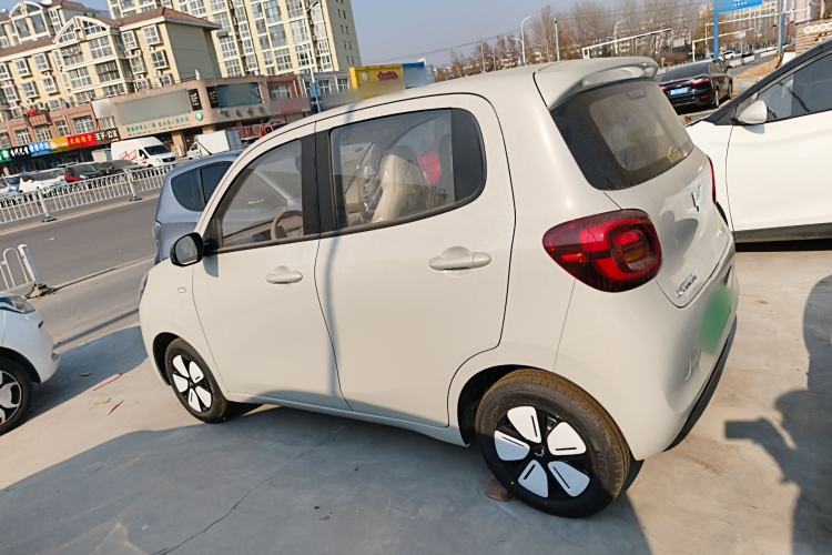 Used Wuling Hongguang MINIEV 2025 Four-Door Version Advanced Edition
