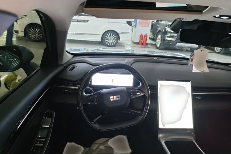 Used  L6 2024 125km PLUS Dragon Edition
