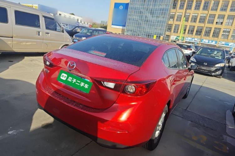 Used Mazda Mazda 3 Axela 2016 Sedan 1.5L Automatic Luxury Model
