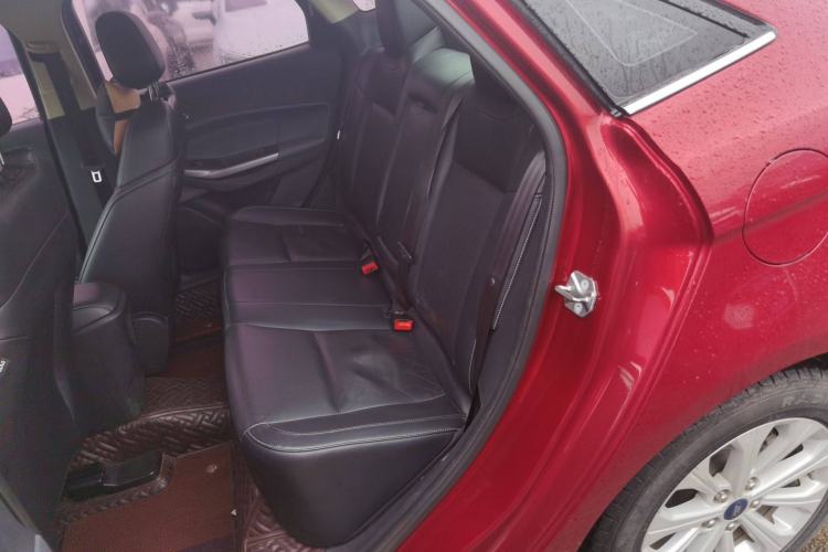 Used Ford Escort 2015 1.5L Manual Fashion Edition