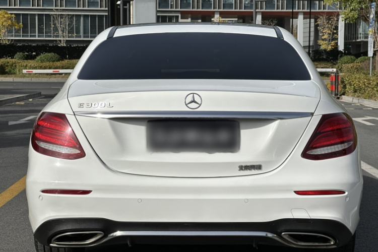 Used Mercedes-Benz E-Class 2019 E 300 L Sporty and Stylish Model
