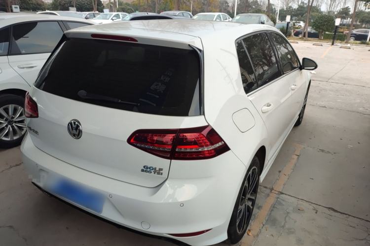 Used Volkswagen Golf 2017 280TSI Automatic R-Line Million-Vehicle Commemorative Edition
