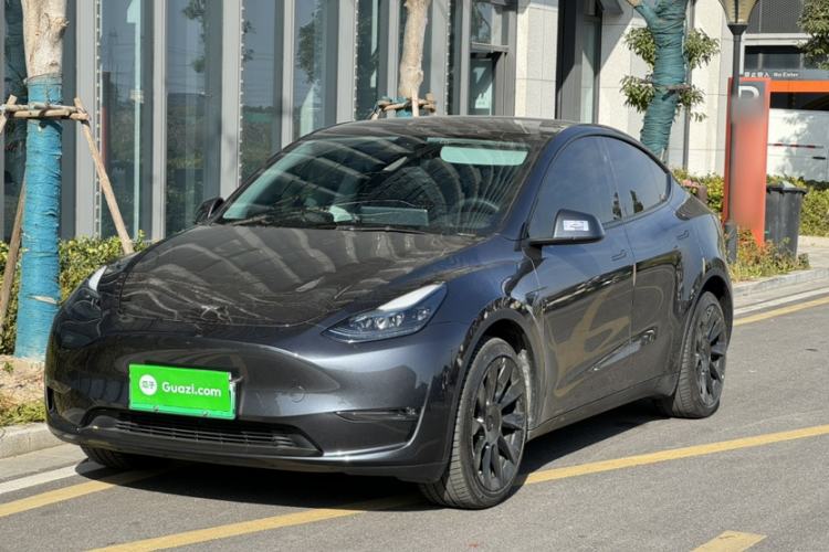 Used Tesla Model Y 2024 Long-Range All-Wheel-Drive Version
