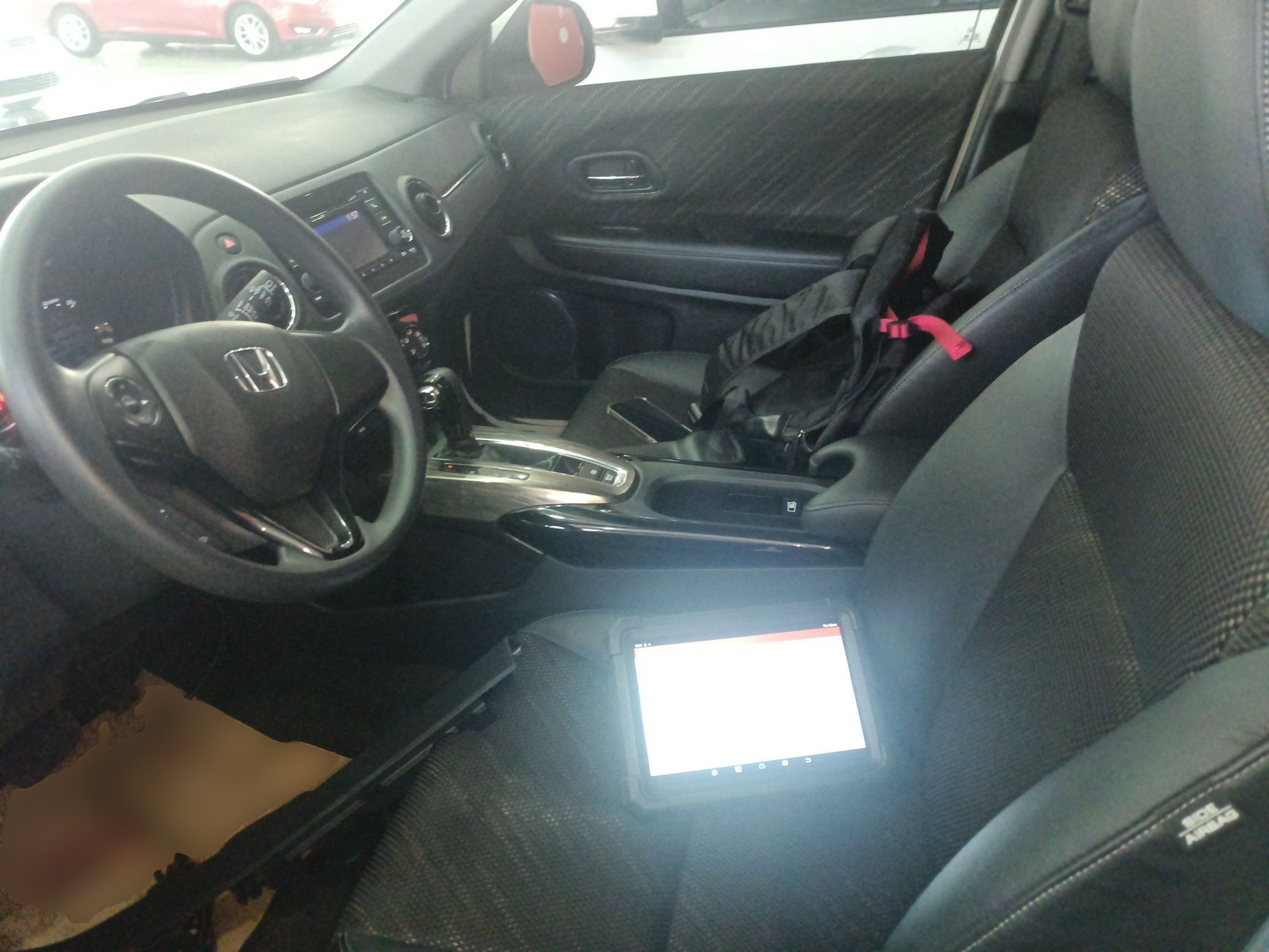 Переднее сиденье в автомобиле