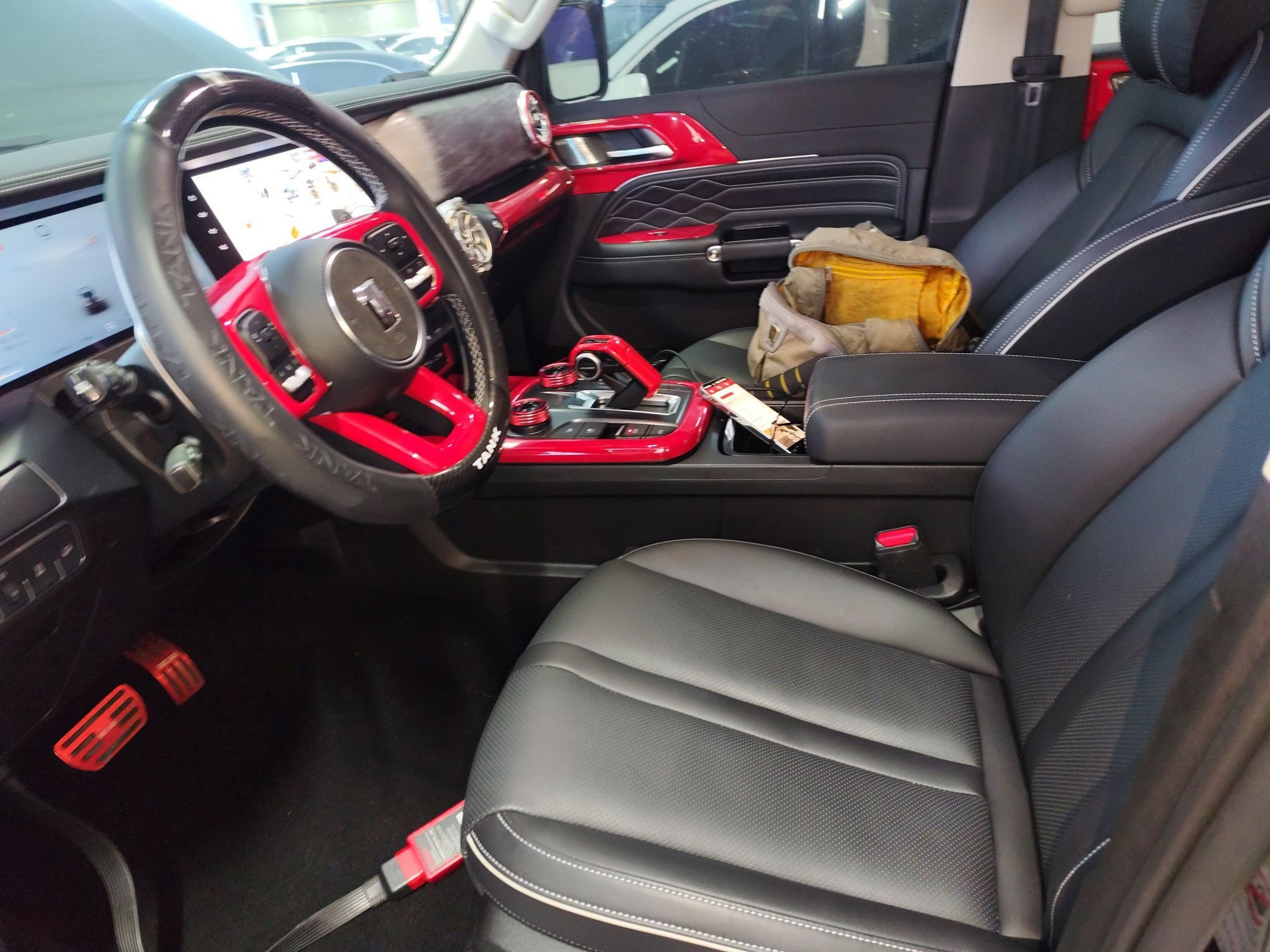 Переднее сиденье в автомобиле