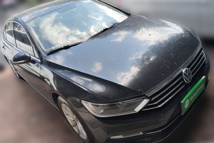 Used Volkswagen Magotan 2017 330TSI DSG Leading Model
