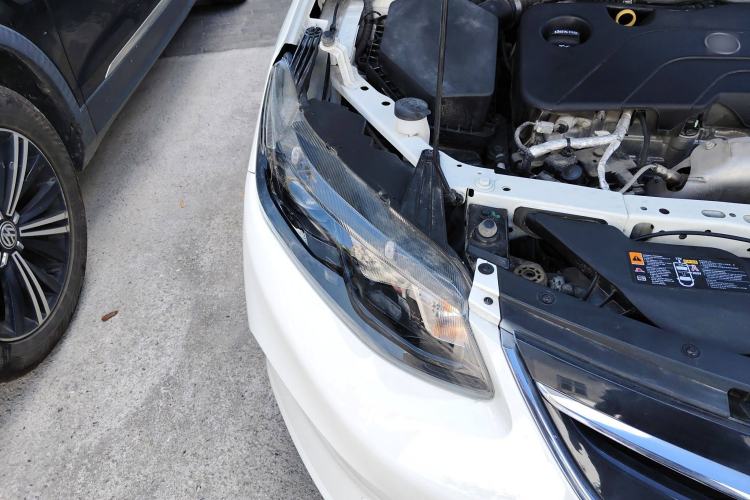 Used Buick VELITE 5 2017 Stylish Extended-Range Model
