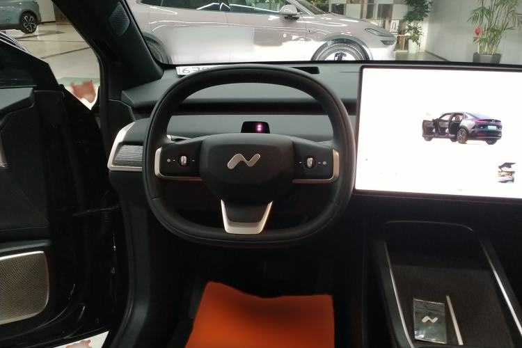 Used ONVO L60 2024 60 kWh Rear-Drive Version
