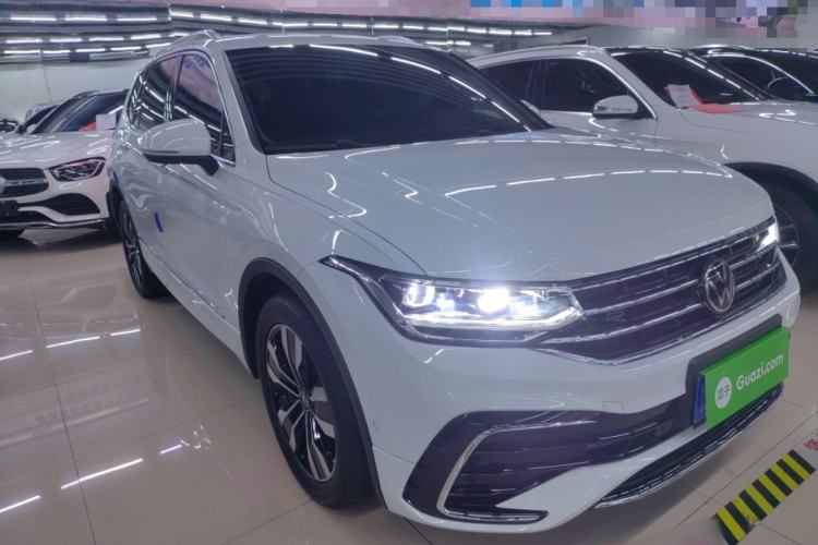 Used Volkswagen Tiguan L 2024 Outstanding Model 330TSI Automatic Two-Wheel Drive R-Line Dragon Glory Edition
